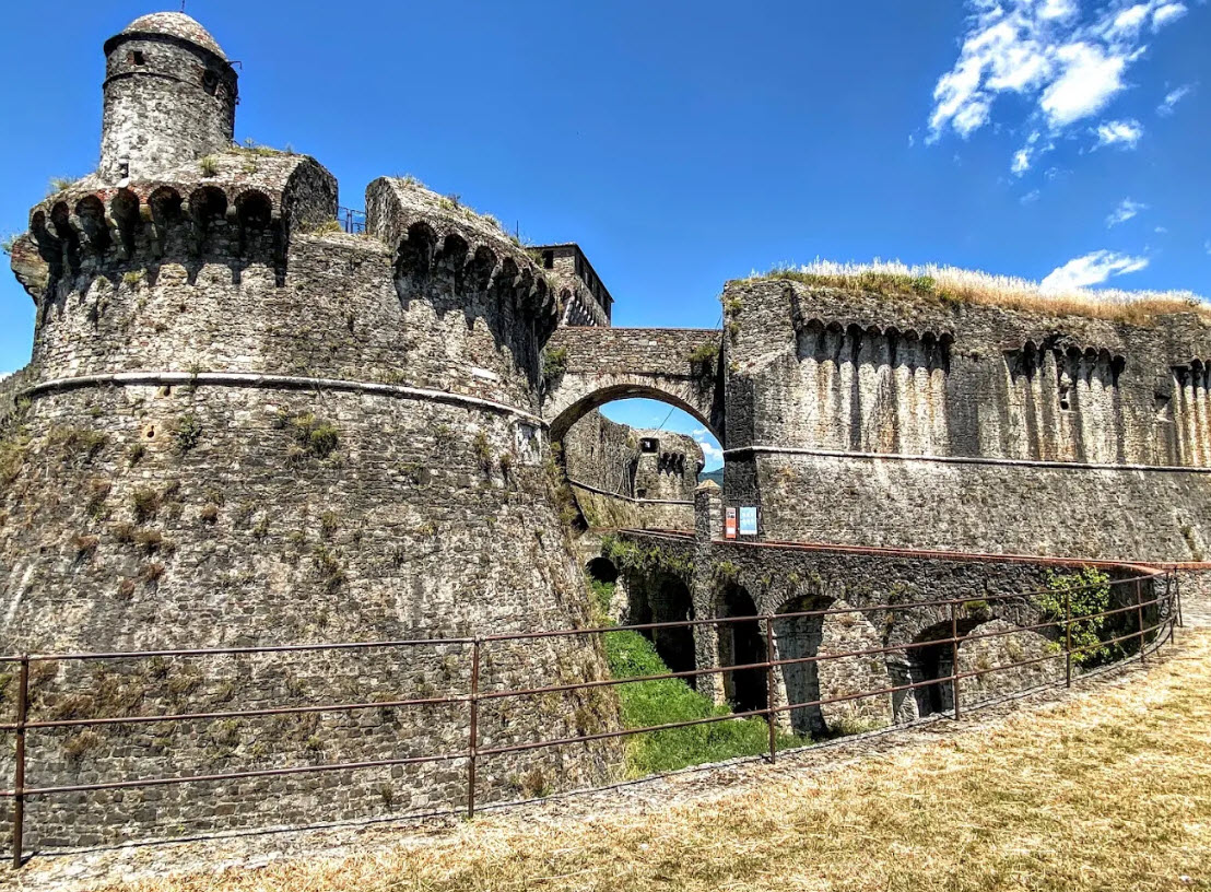 Fortezza di Sarzanello, Italy